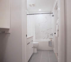 Podium Maple Ridge bathroom